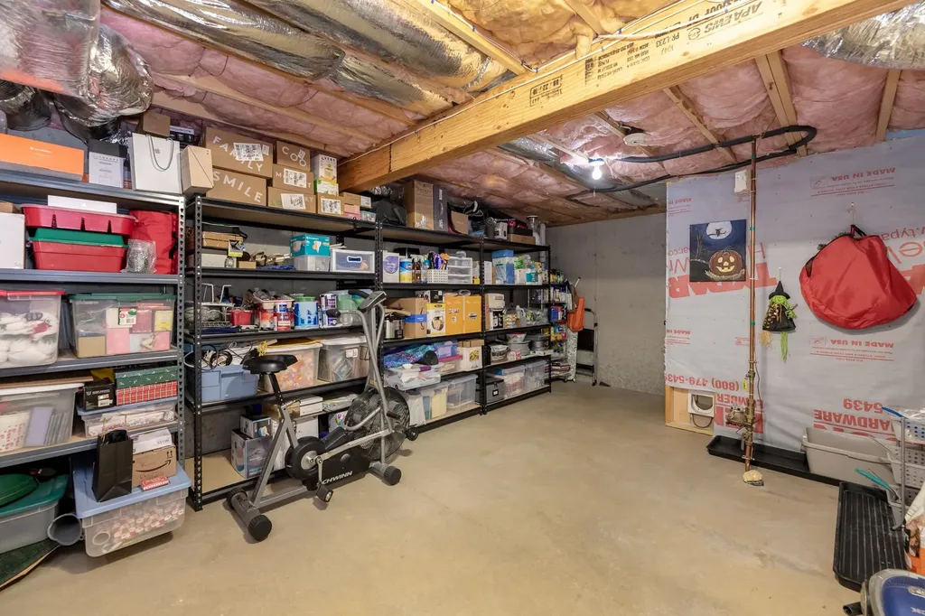 34 Memory Lane Laconia NH 03246
