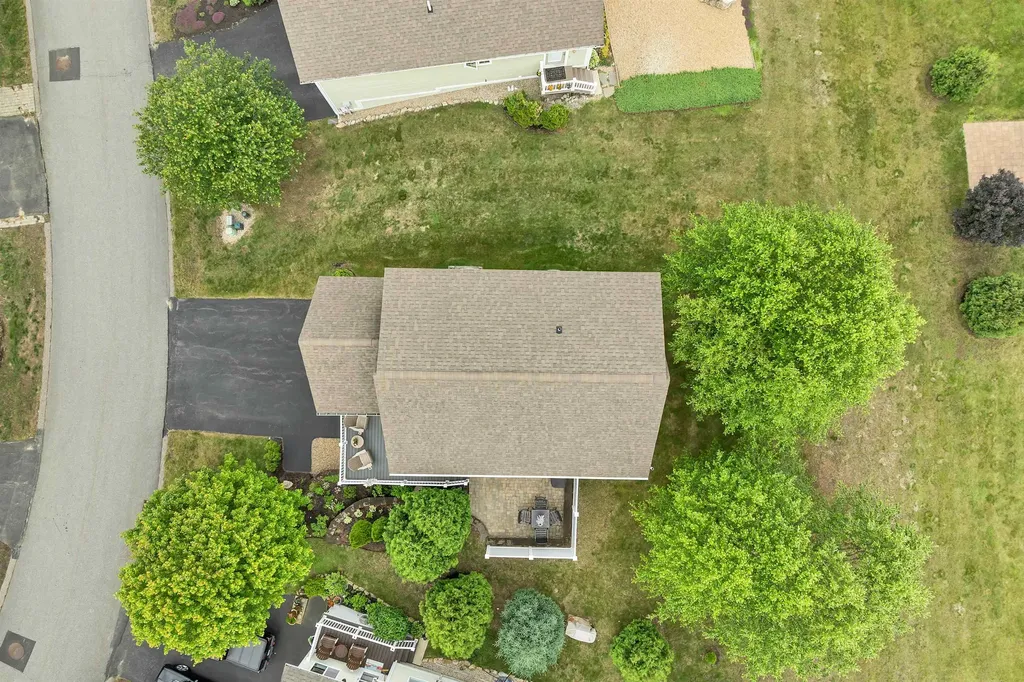 34 Memory Lane Laconia NH 03246