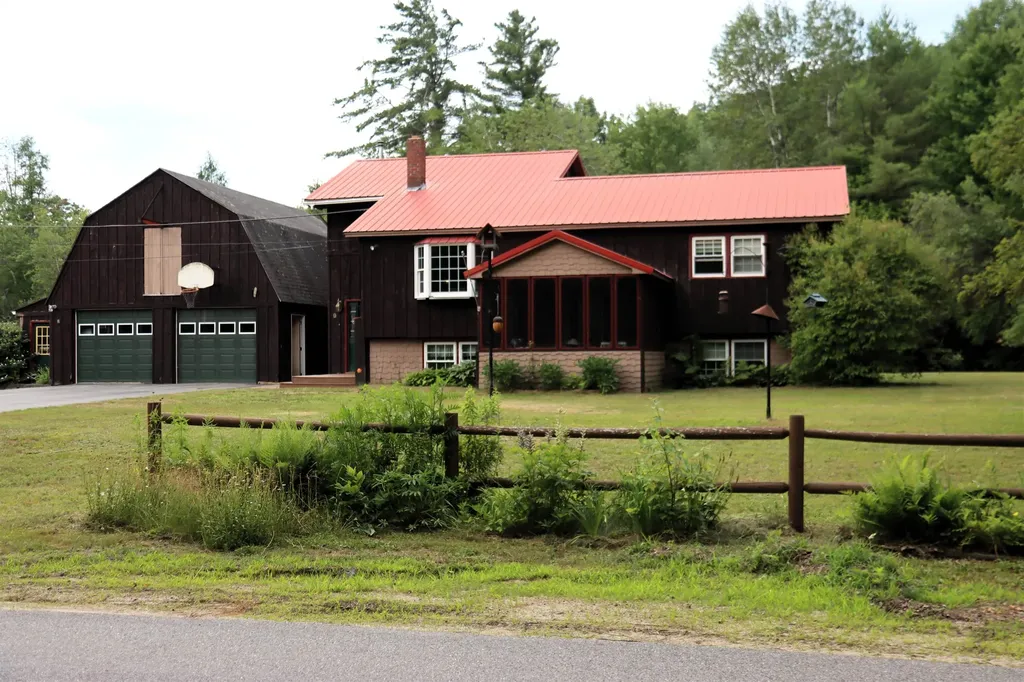 9 Glover Road Rumford ME 04276