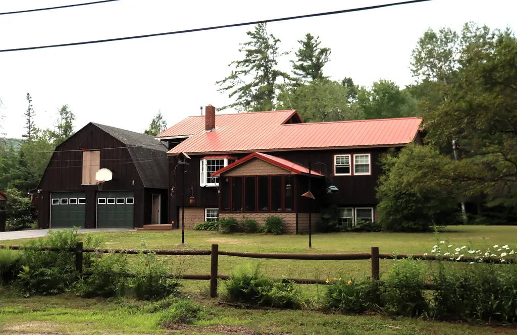 9 Glover Road Rumford ME 04276