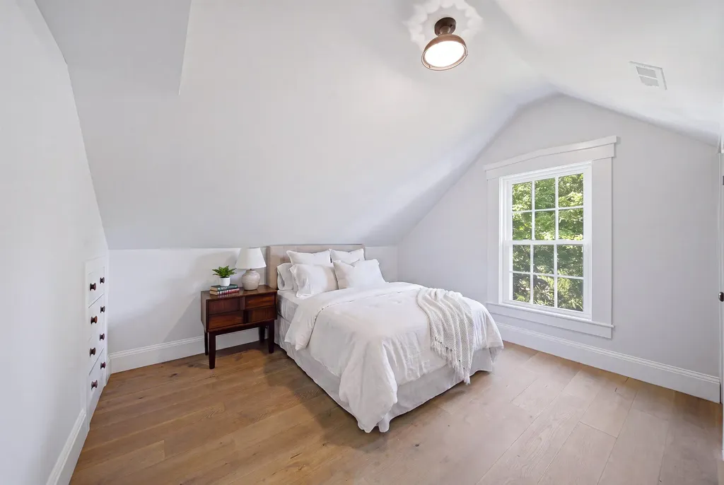 18-20 Souhegan Street Milford NH 03055