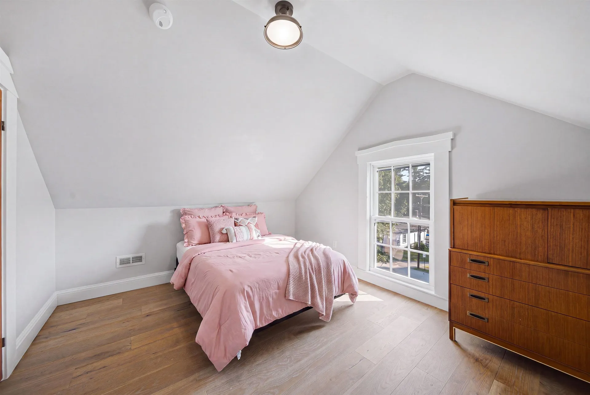18-20 Souhegan Street Milford NH 03055