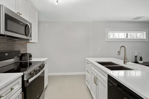 18 Souhegan Street Milford NH 03055