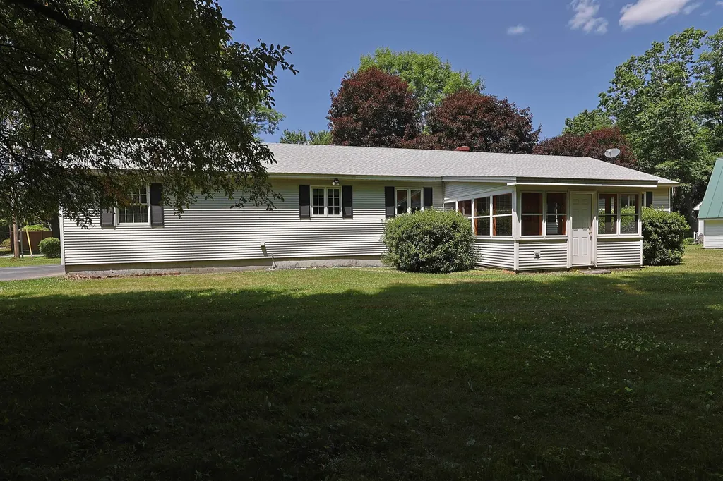 94 James Street Hartford VT 05001