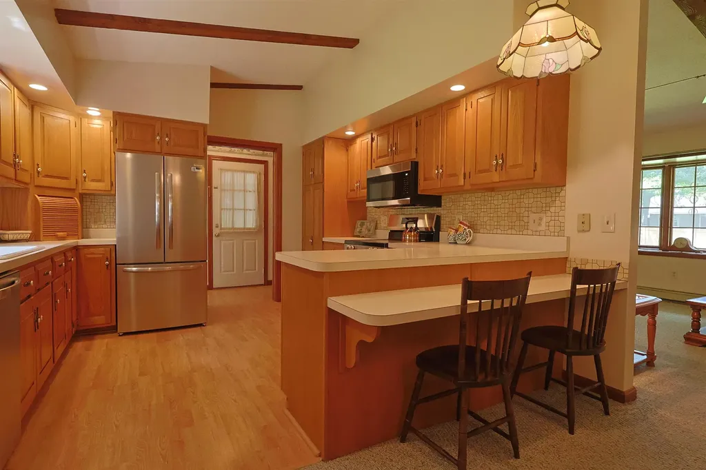 94 James Street Hartford VT 05001