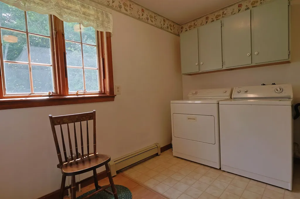 94 James Street Hartford VT 05001
