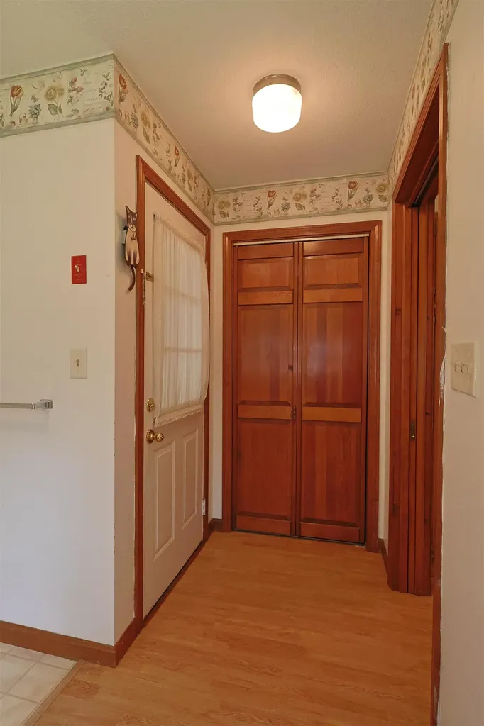 94 James Street Hartford VT 05001
