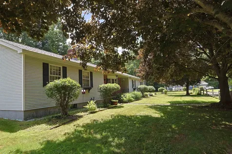 94 James Street Hartford VT 05001