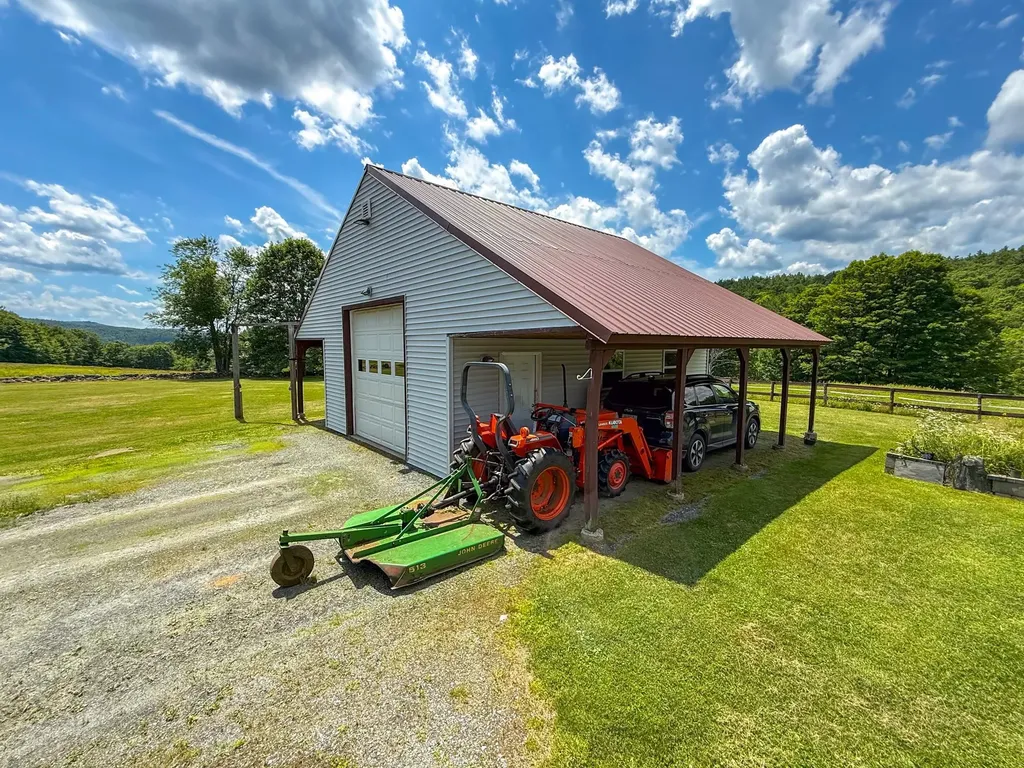 68 Isaac Perkins Road Lyme NH 03768