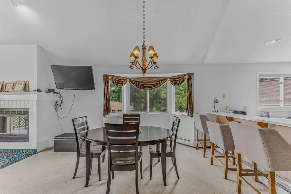 19 Sand Trap Lane Carroll NH 03575