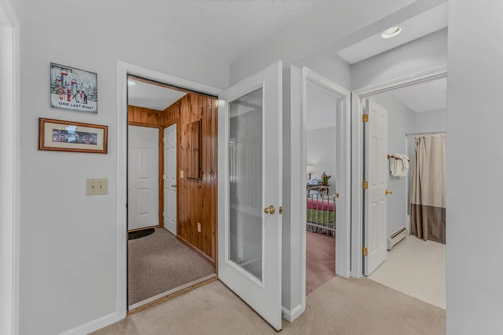 19 Sand Trap Lane Carroll NH 03575