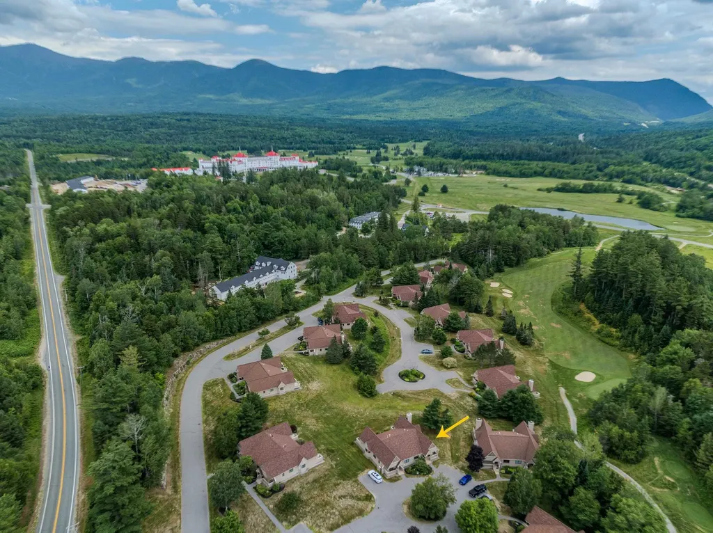 19 Sand Trap Lane Carroll NH 03575