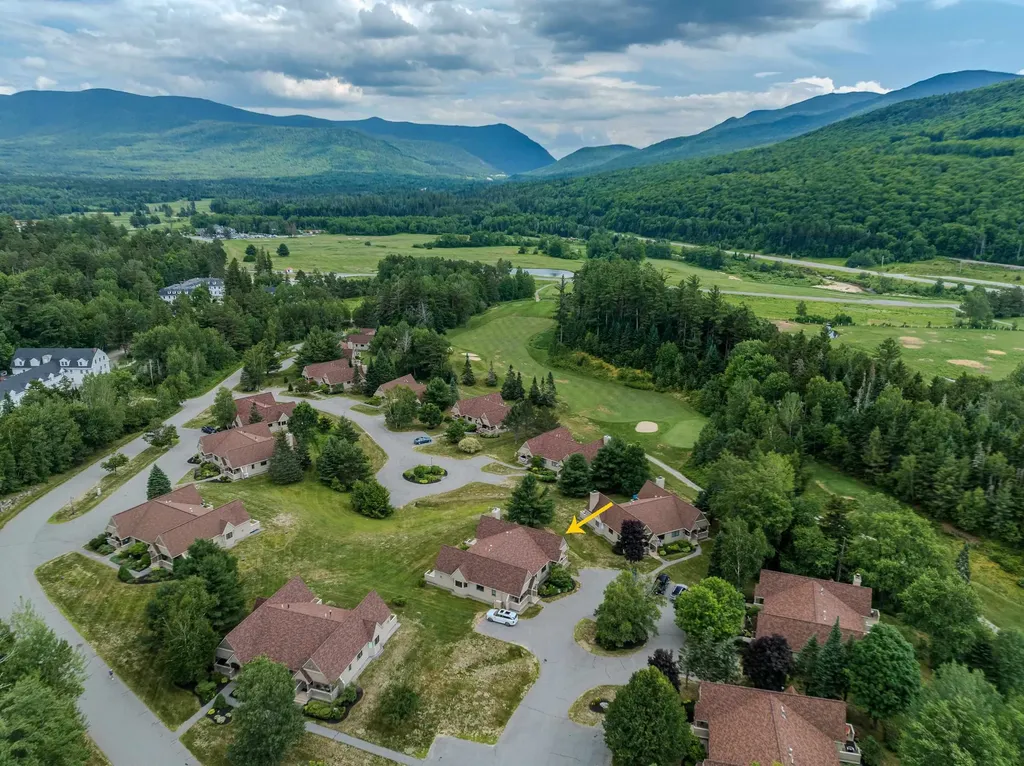 19 Sand Trap Lane Carroll NH 03575