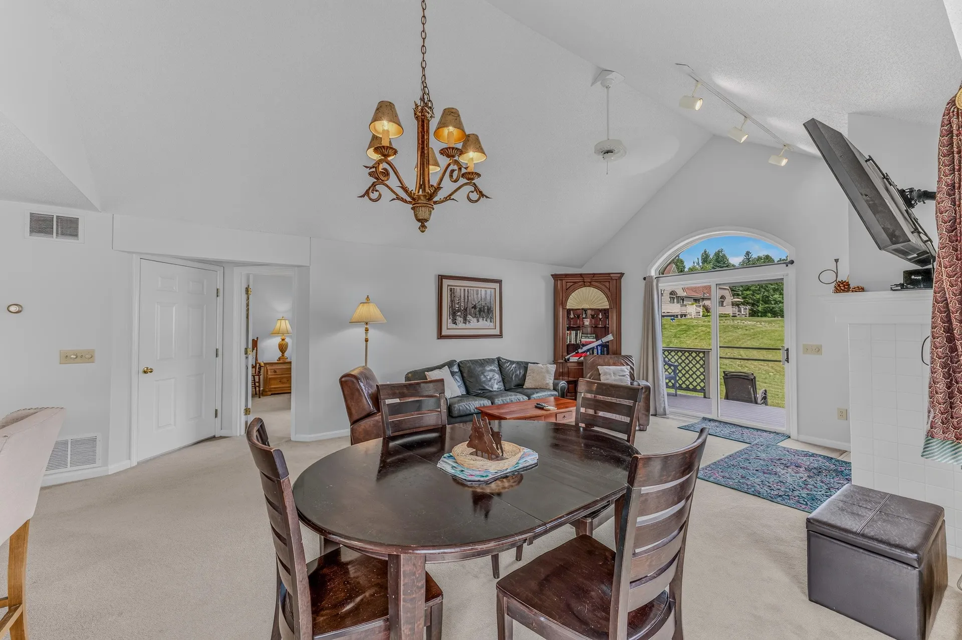 19 Sand Trap Lane Carroll NH 03575
