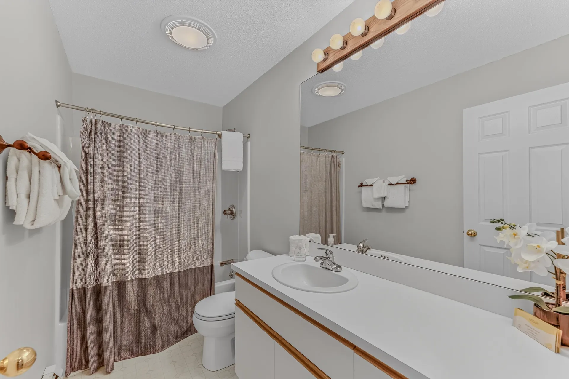 19 Sand Trap Lane Carroll NH 03575