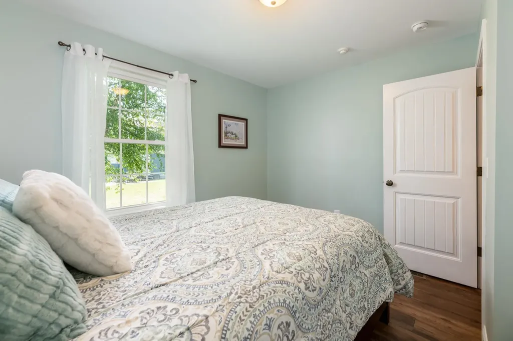 34 Memory Lane Laconia NH 03246