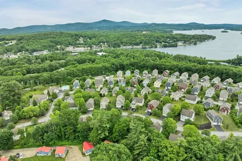 34 Memory Lane Laconia NH 03246