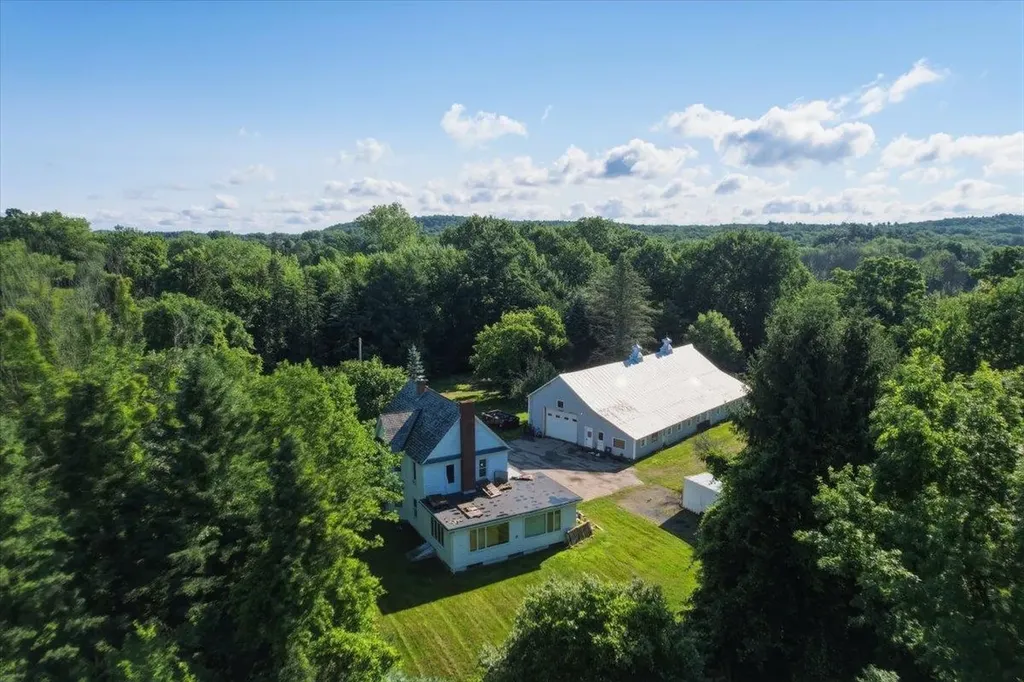 527 Heineberg Drive Colchester VT 05446