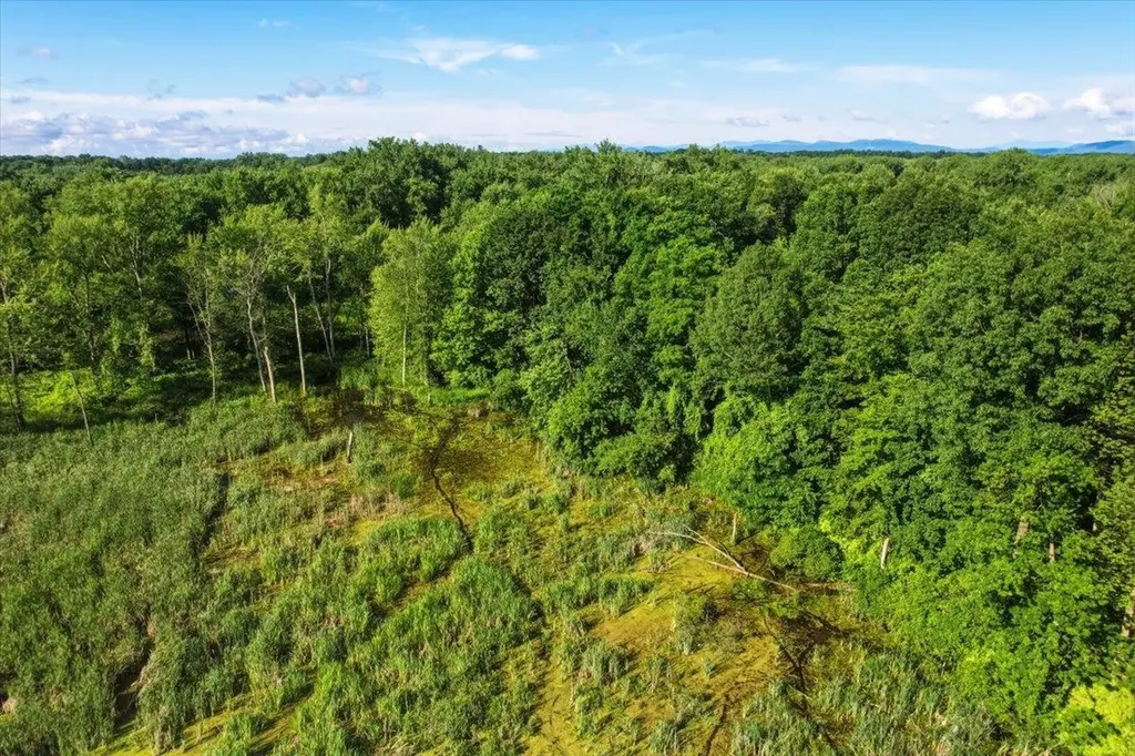 527 Heineberg Drive Colchester VT 05446