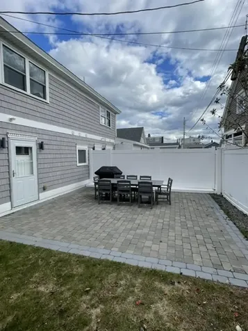 212 Bristol Street Seabrook NH 03874