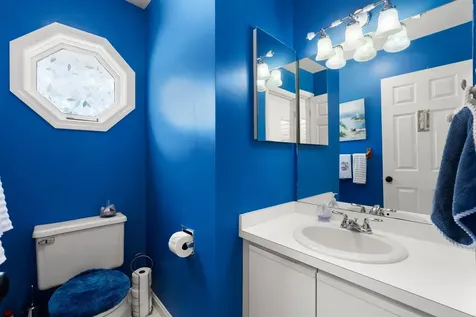 39 Spinnaker Way Portsmouth NH 03801-3371