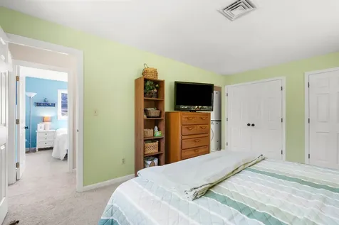 39 Spinnaker Way Portsmouth NH 03801-3371