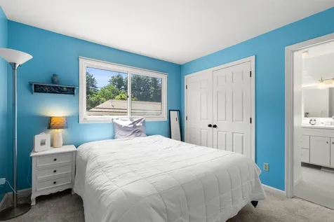 39 Spinnaker Way Portsmouth NH 03801-3371