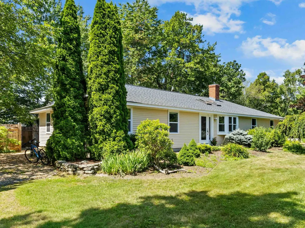 2 Bayberry Lane Hampton NH 03842