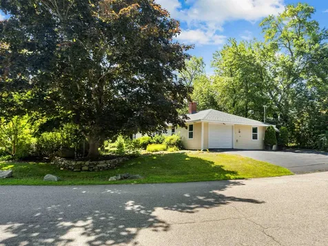 2 Bayberry Lane Hampton NH 03842