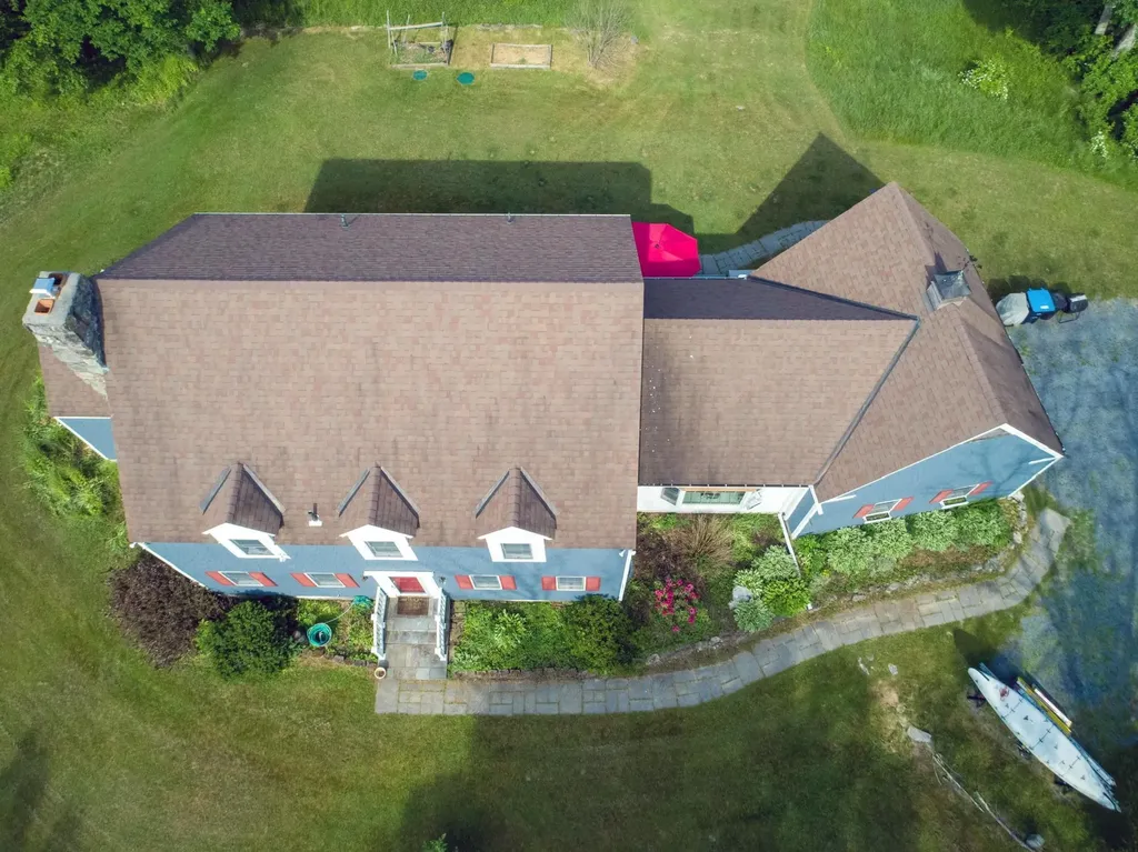 1039 Berwal Road Arlington VT 05262-9100