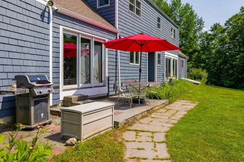 1039 Berwal Road Arlington VT 05262-9100