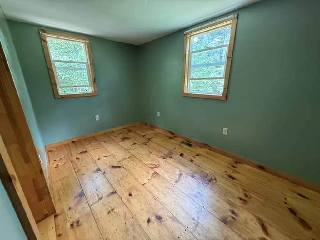 5274 South Road Corinth VT 05039