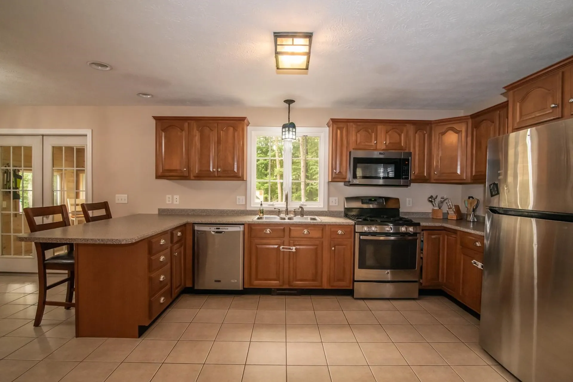 7 Dove Road Hooksett NH 03106