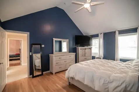 7 Dove Road Hooksett NH 03106