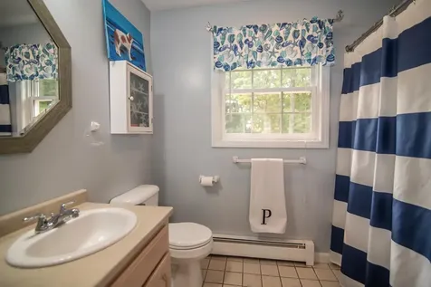 7 Dove Road Hooksett NH 03106