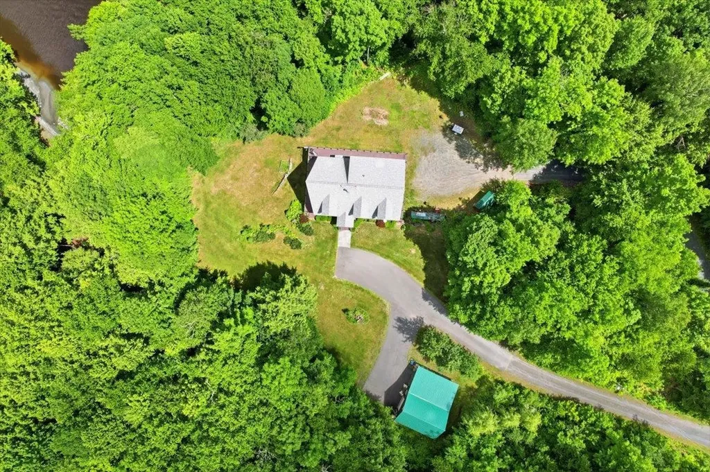 1996 Monroe Road Littleton NH 03561