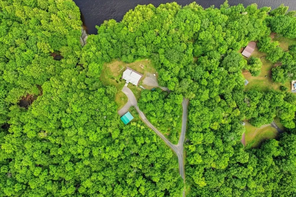 1996 Monroe Road Littleton NH 03561