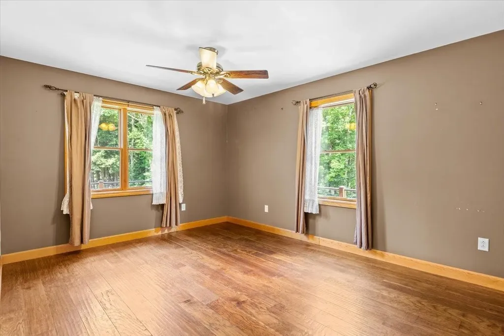1996 Monroe Road Littleton NH 03561