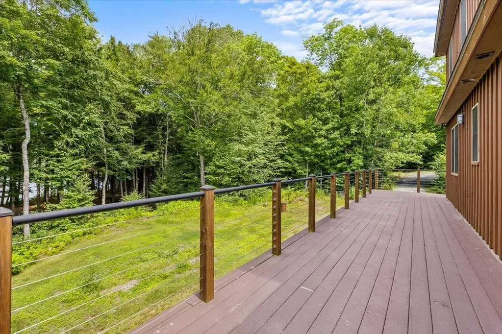 1996 Monroe Road Littleton NH 03561