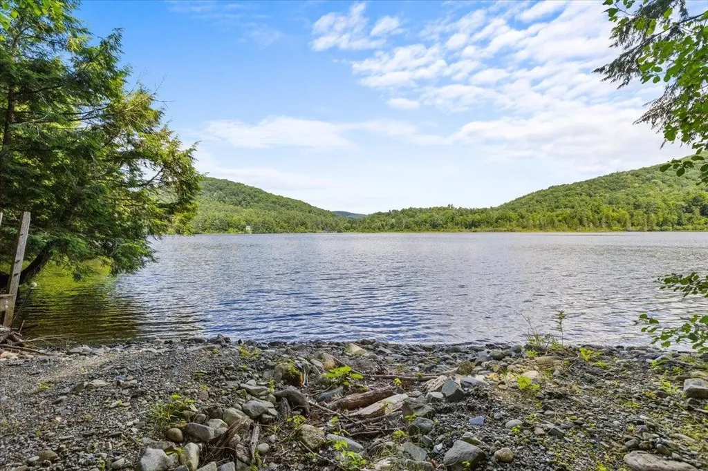 1996 Monroe Road Littleton NH 03561
