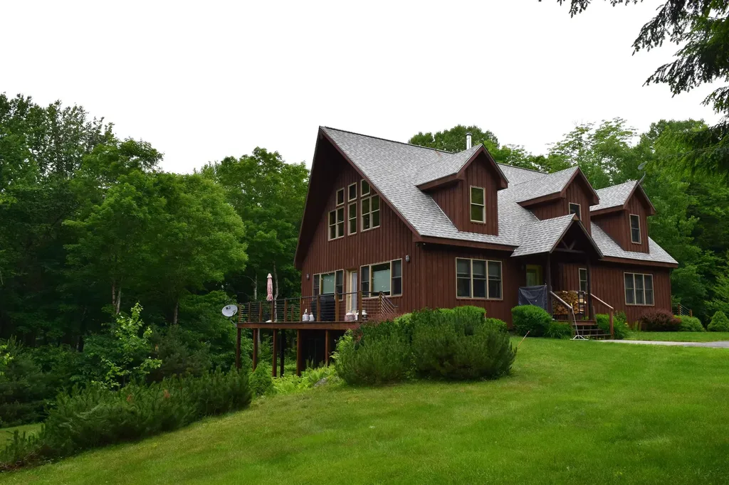 1996 Monroe Road Littleton NH 03561
