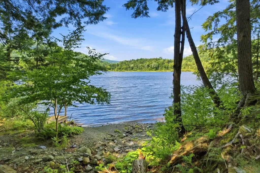 1996 Monroe Road Littleton NH 03561