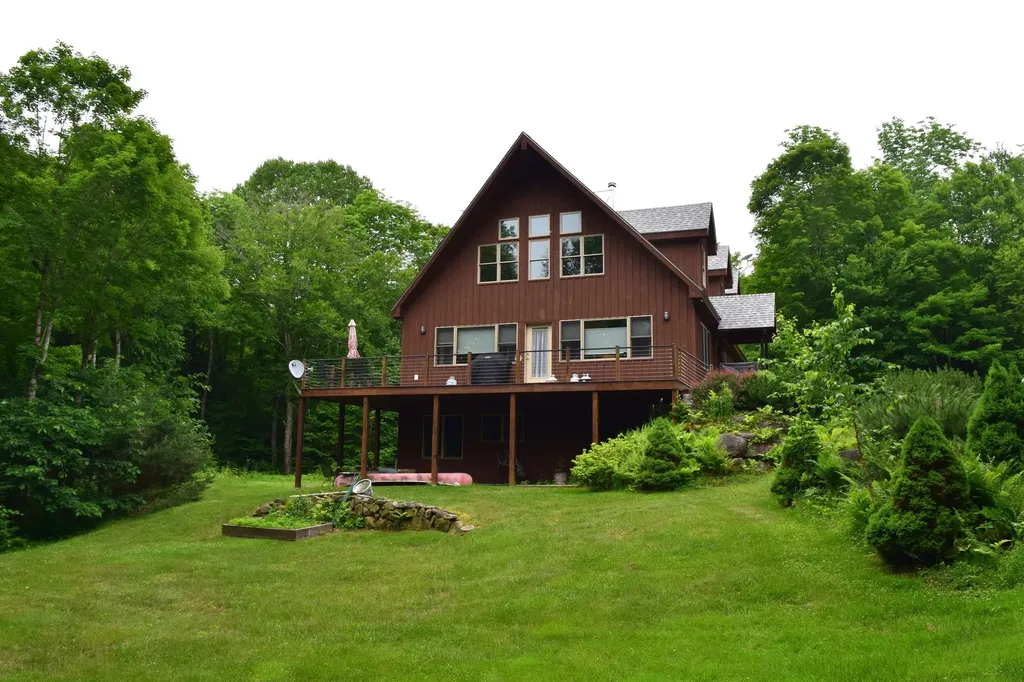 1996 Monroe Road Littleton NH 03561