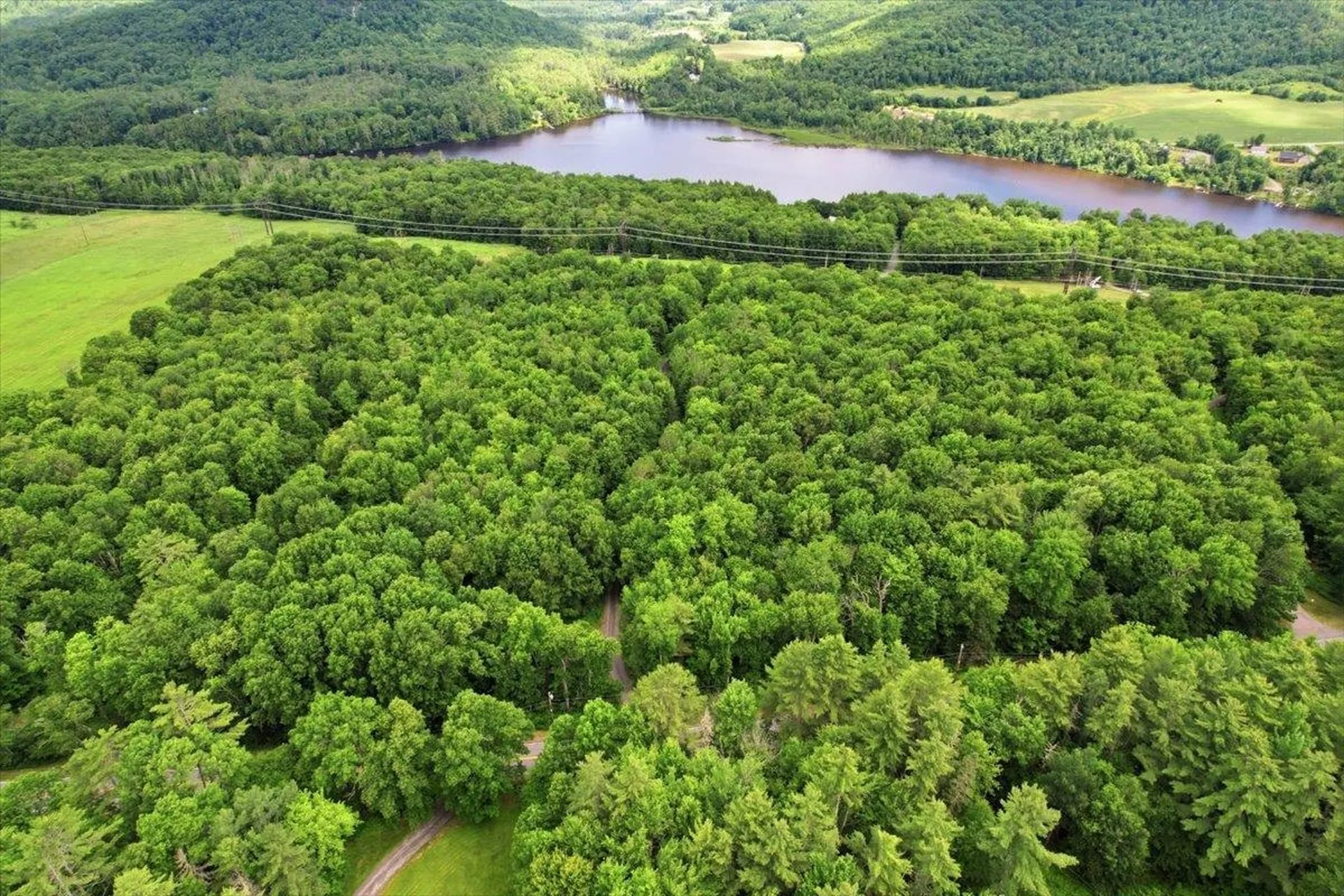 1996 Monroe Road Littleton NH 03561