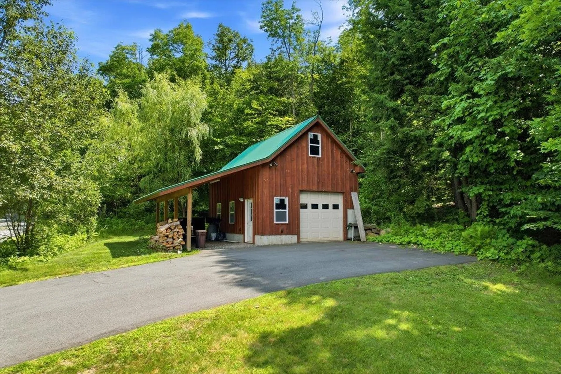 1996 Monroe Road Littleton NH 03561