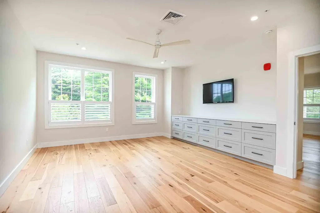 960 Sagamore Avenue Portsmouth NH 03801