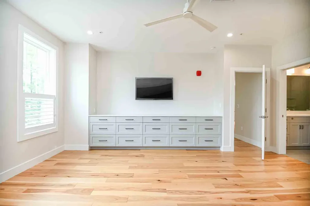 960 Sagamore Avenue Portsmouth NH 03801