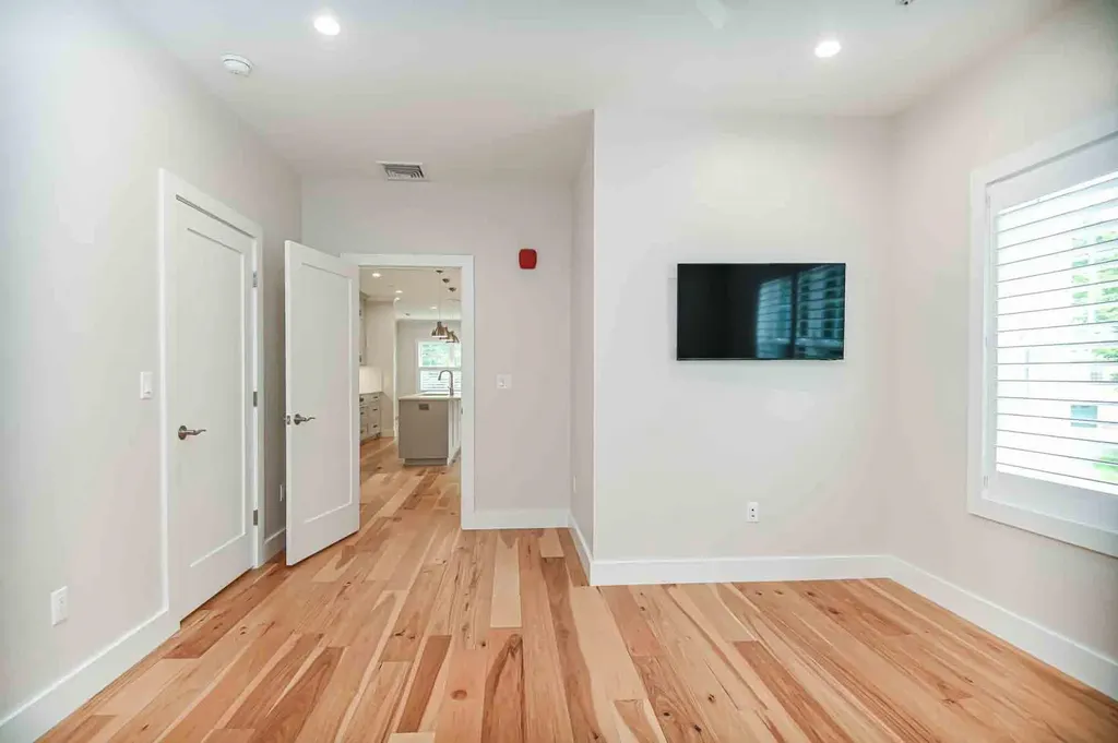960 Sagamore Avenue Portsmouth NH 03801