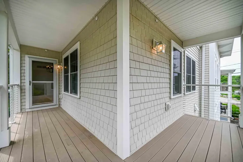 960 Sagamore Avenue Portsmouth NH 03801