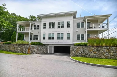 960 Sagamore Avenue Portsmouth NH 03801